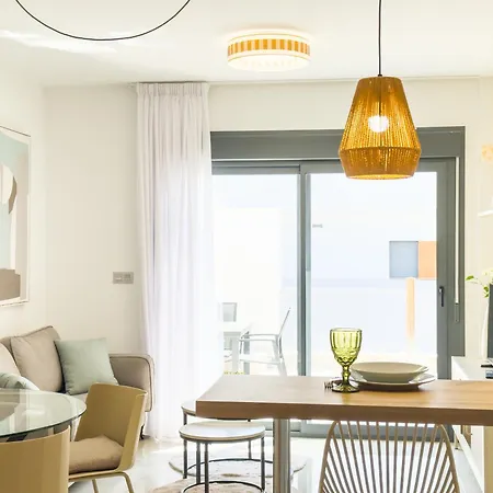 Apartament 202 Sunshine Haven - Alicante *